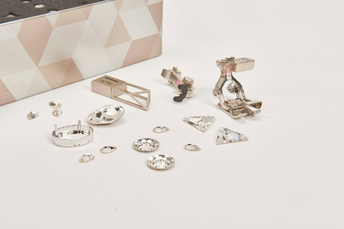 Masina de cusut, brodat si quilting Bernina 590 Crystal Edition [12]