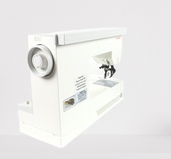 Masina de cusut Gritzner Tipmatic 1035 cu sistem DFT [12]