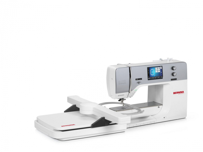 Masina de Cusut, Quilting si Broderie Bernina 770QE, 992 cusaturi, 140 broderii [4]