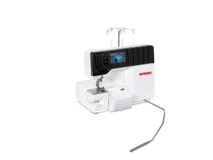 Masina de Surfilat si Acoperire Bernina L890, infilare automata [15]