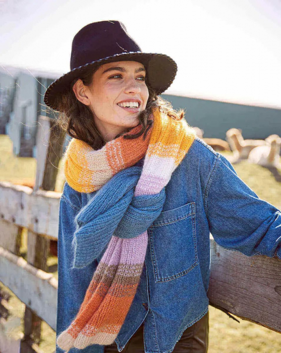 Revista Burda Style tricotaje nr. 5/2023 editata in limba germana [8]