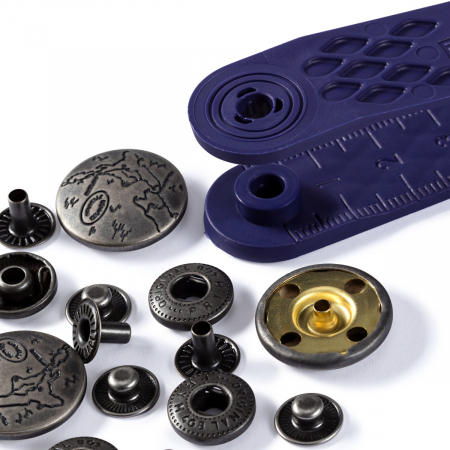 Capse metalice, anorak pentru textile, de 20 mm, argintiu mat, capac cu design excursion, cu aplicator, 6 buc, Prym [1]