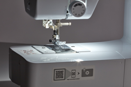Brother CS10S, masina cusut computerizata, 40 cusaturi, 5 butoniere automate [10]