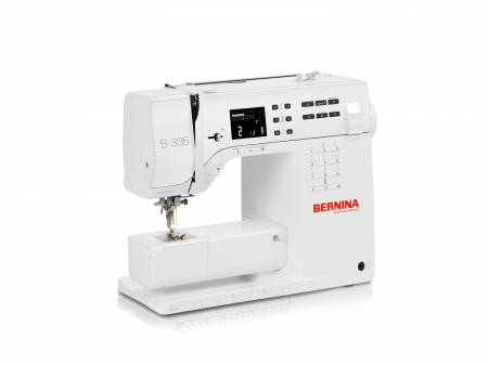 Masini de Croitorie - Masina Cusut si Quilting Bernina 335, computerizata, 221 cusaturi