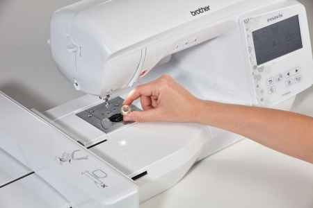 Masina de brodat Brother Innov-is 880E [5]