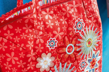 Masina De Cusut si Quilting Bernina 770QE PLUS, computerizata, 992 cusaturi [2]