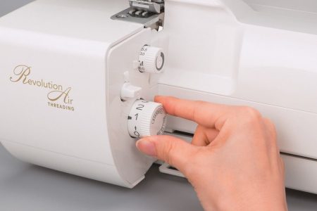 Masina de Surfilat si Acoperire Baby Lock Gloria, sistem RevolutionAir infilare, 85 cusaturi [13]