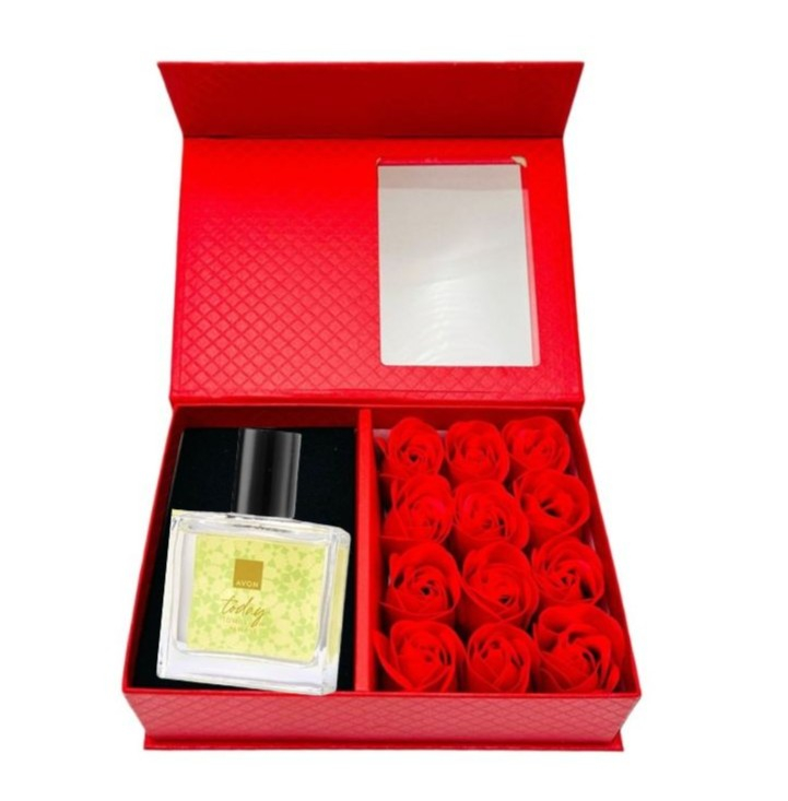 Cutie cadou Love Forever cu 12 trandafiri de sapun si apa de toaleta Avon Today Tomorrow Always pentru femei 30 ml [10]