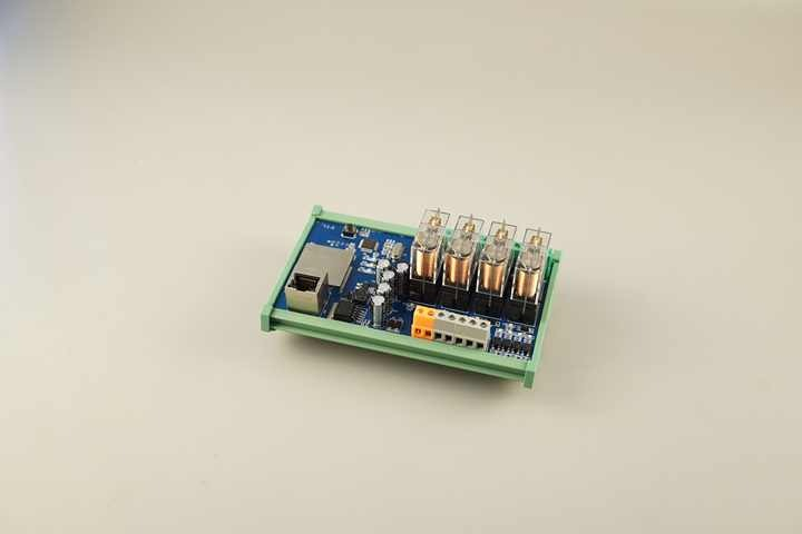 Modul releu 4 canale Ethernet Input/Output; alimentare 24V DC; Port Comunicatie Ethernet RJ45; protocol Modbus TCP; suport montare pe sina; ABS; multicolor; extensie pentru PLC. [6]