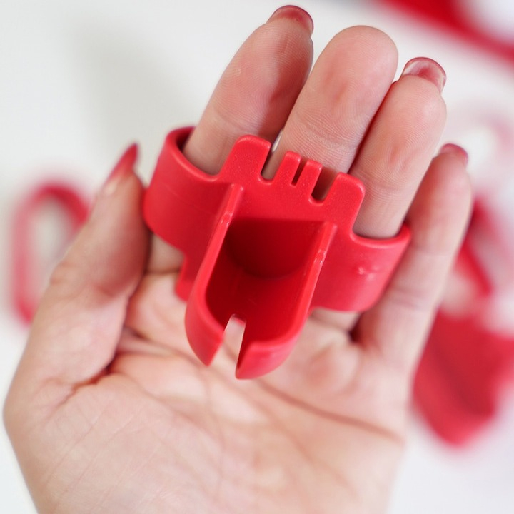 Dispozitiv pentru legat baloane, plastic, rosu, 6 x 7 cm [6]