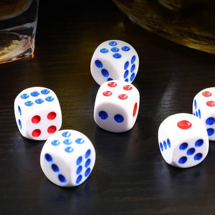 Set 50 zaruri albe cu puncte albastre si rosii, 13 mm, pentru jocuri de societate sau jocuri de noroc [3]