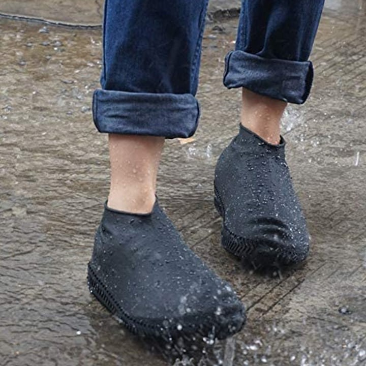 Set 2 x husa pentru protectie incaltaminte, latex, impermeabila, unisex, marime M 34-40 cm, antiderapanta, reutilizabila, negru [5]