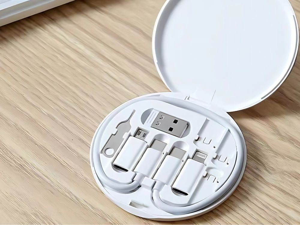 Set cabluri de date multifunctionale, adaptoare USB-C/Tip Lightning/USB-A/Micro-USB, portabil, alb [6]