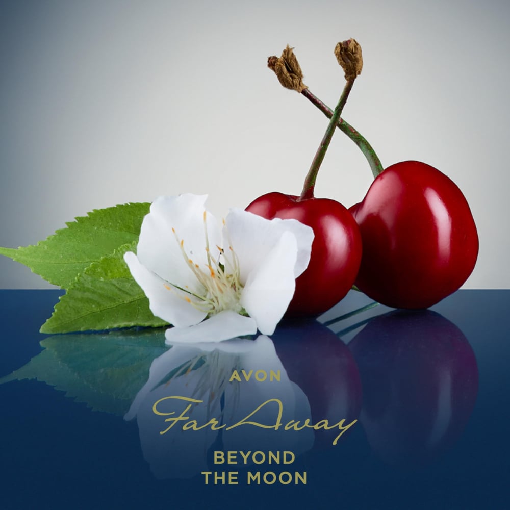 Apa de parfum Far Away Beyond The Moon 30 ml cu cremă de corp Far Away Beyond The Moon 125 ml și miniparfum Beyond The Moon 8 ml – set feminin floral-lemnos, elegant și luminos [9]