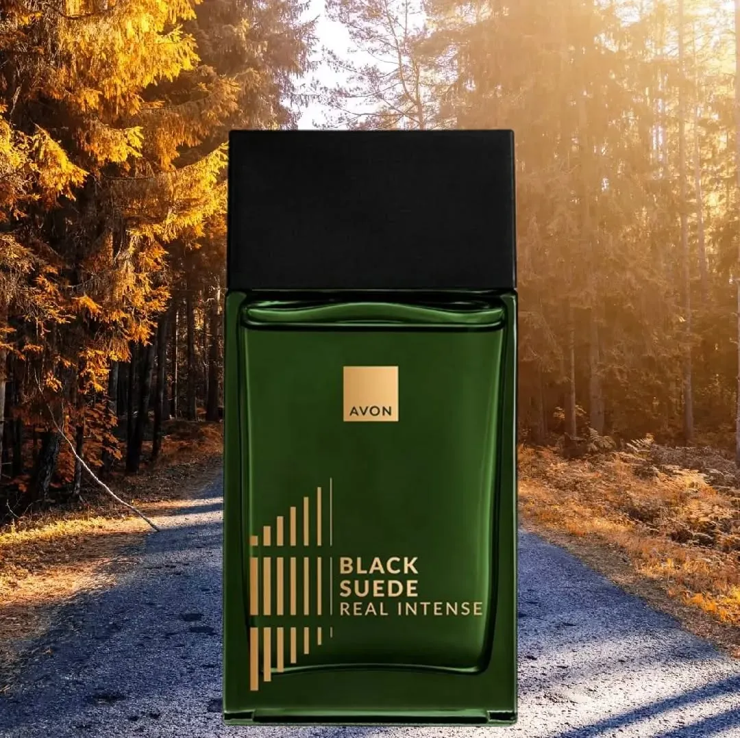 Apă de toaletă Avon Black Suede Real Intense pentru bărbați 100 ml – parfum lemnos-aromatic cu note de piper negru, lavandă și lemn de cedru, pentru bărbatul puternic și rafinat [2]