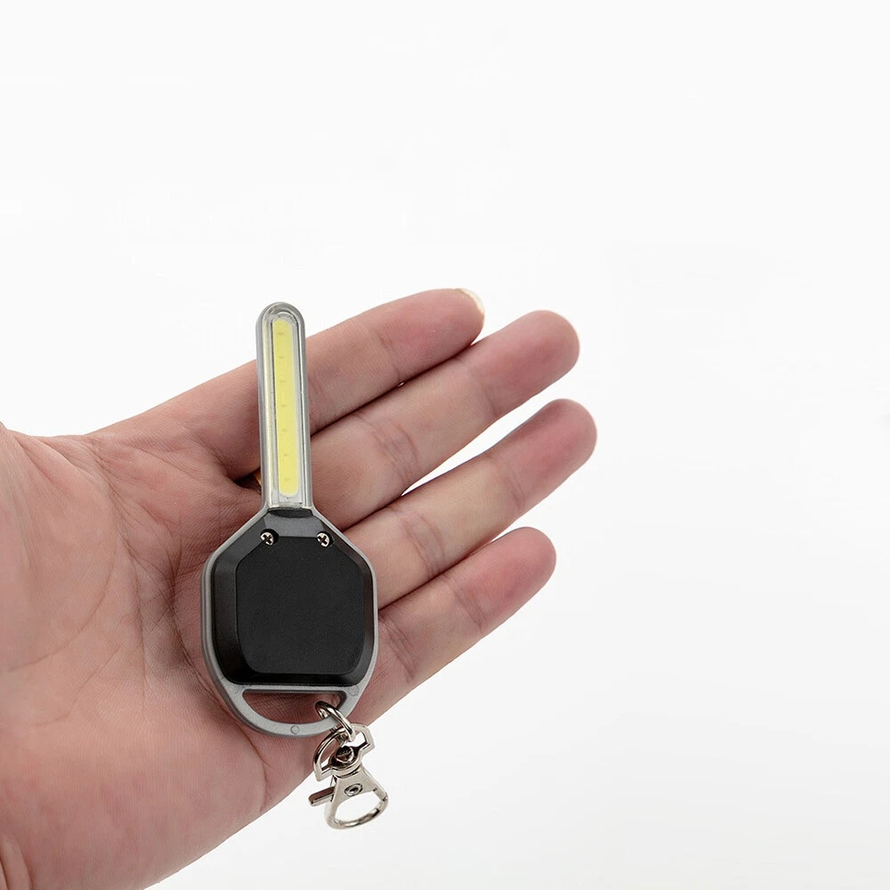 Breloc cheie cu lumina LED, 7 becuri, 2 trepte de intensitate, 8 cm, plastic rezistent, baterii incluse – iluminare practica si sigura oriunde te afli [5]