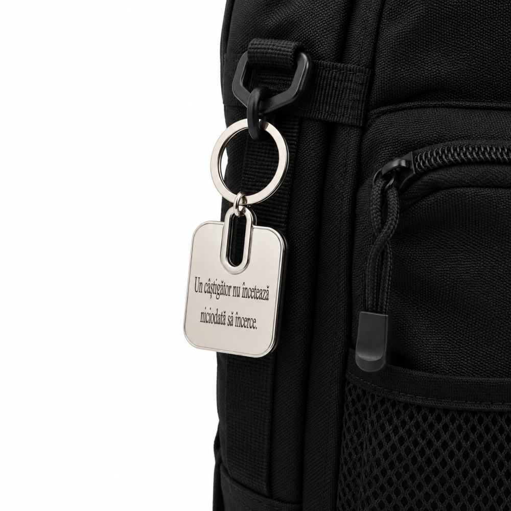 Breloc metalic gravat "Un castigator nu inceteaza niciodata sa incerce.", accesoriu elegant pentru chei, geanta sau rucsac, livrat in cutie cadou premium [3]