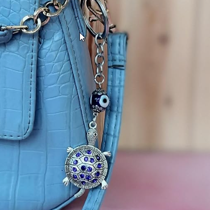 Breloc norocos cu testoasa decorata cu pietricele, simbol pentru protectie si noroc [4]