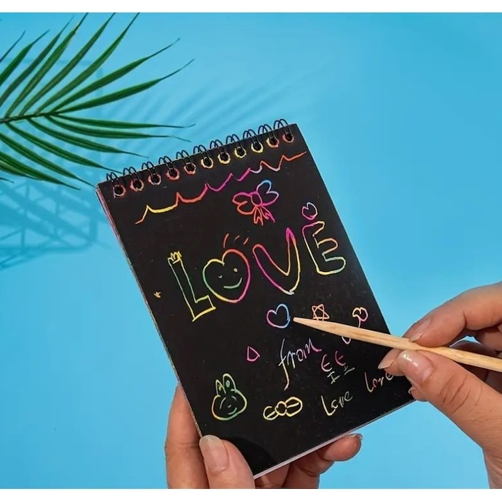 Caiet creativ cu file razuibile, Roz deschis, 14.2 x 9.8 cm, Scratch Art Rainbow, 12 file, cartoane negre, creion din lemn inclus pentru desen si joaca [9]