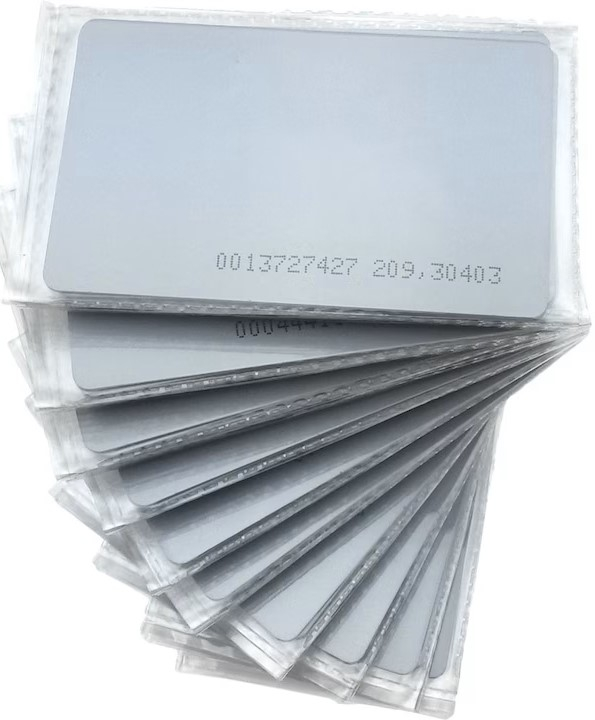 Card RFID alb 86 x 54 x 0,76 mm, 125 kHz, cip TK4100, cartela de proximitate pentru control acces si identificare [6]