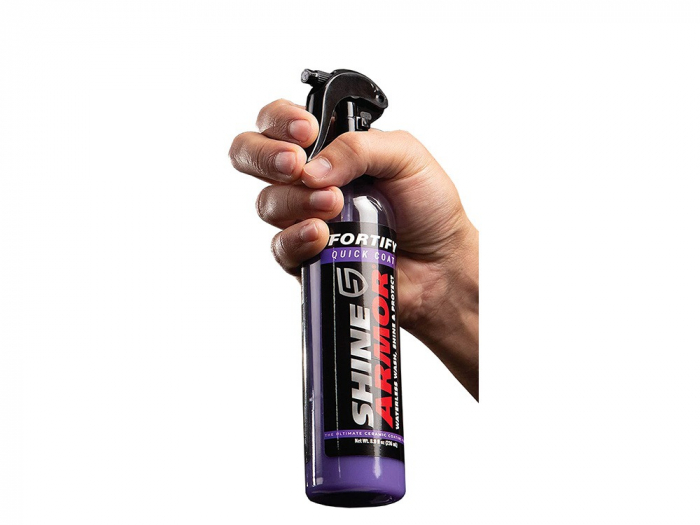 Ceara ceramica auto pentru protectie raze UV si strat hidrofob ce respinge lichidele [4]