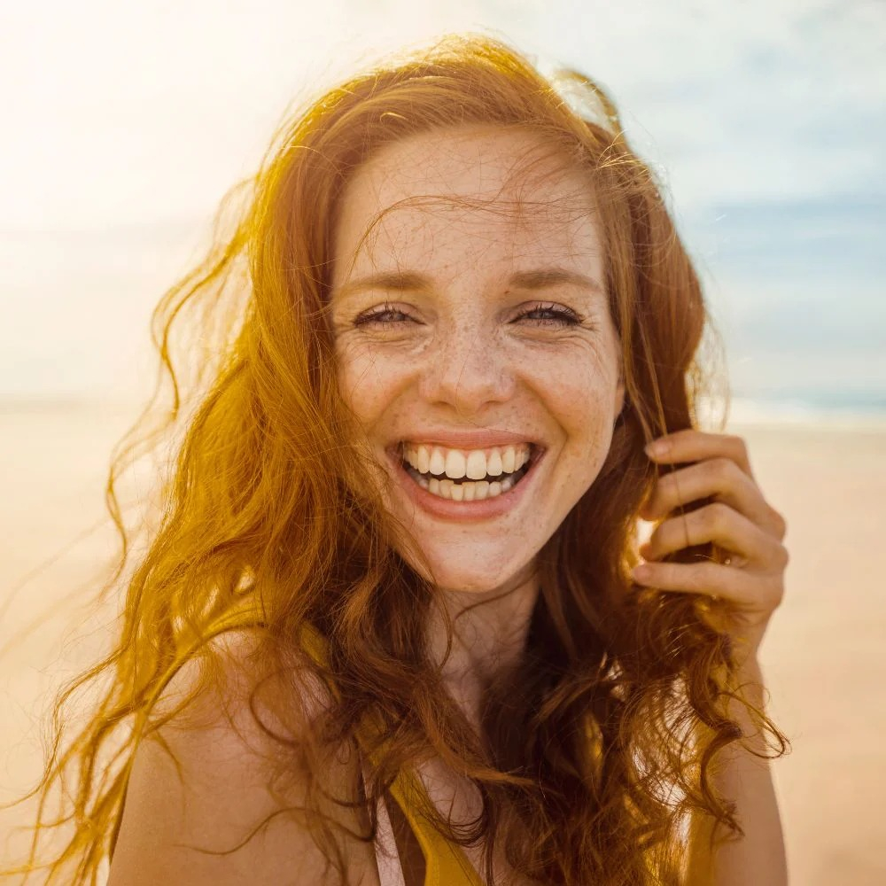 Cutie cadou Love Forever cu 12 trandafiri de sapun si apa de parfum Avon Little Black Dress Summer Party pentru femei 50 ml, cadou elegant si rafinat [10]