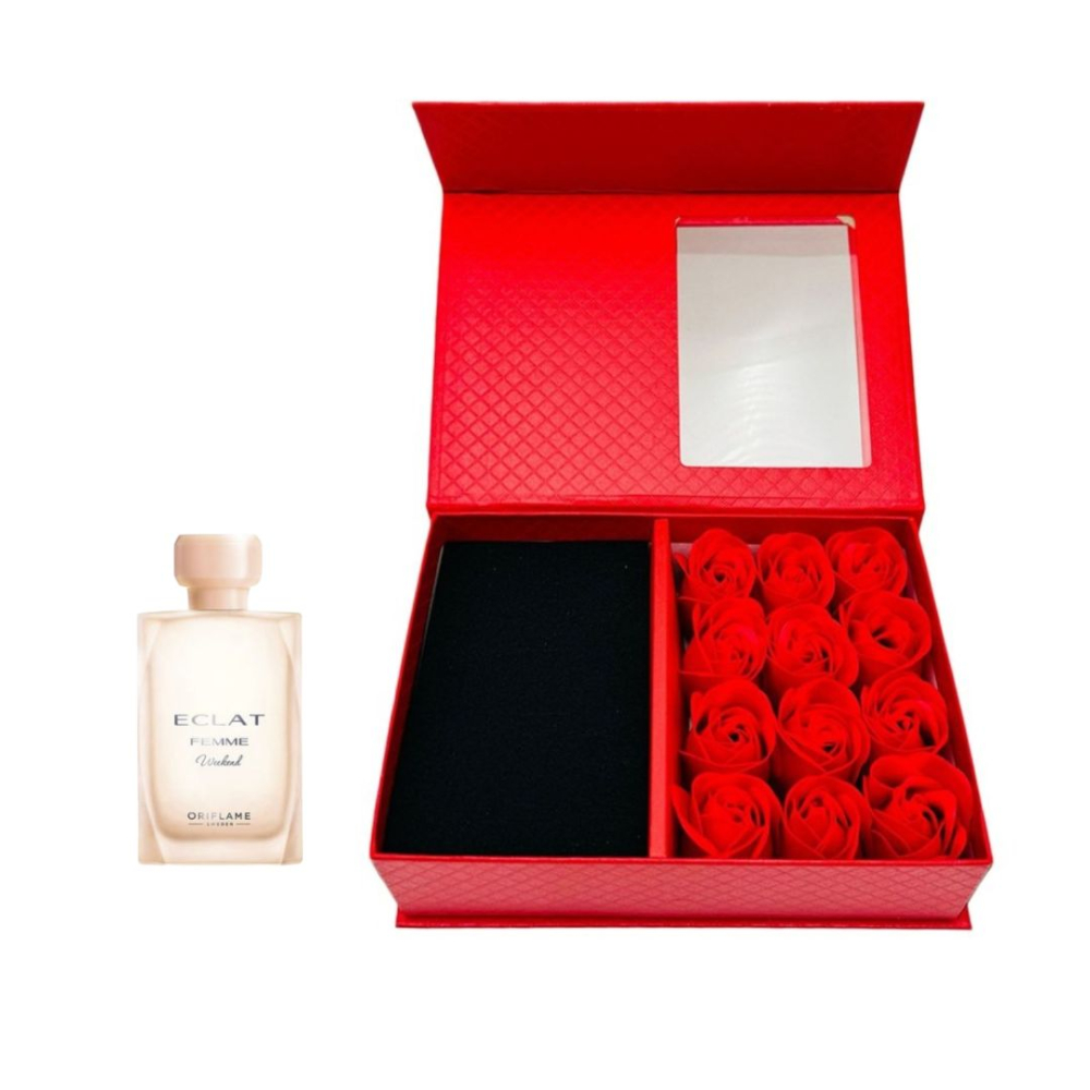 Cutie cadou Love Forever cu 12 trandafiri de sapun si apa de toaleta Oriflame Eclat Femme Weekend pentru femei 50 ml, cadou elegant si rafinat [11]