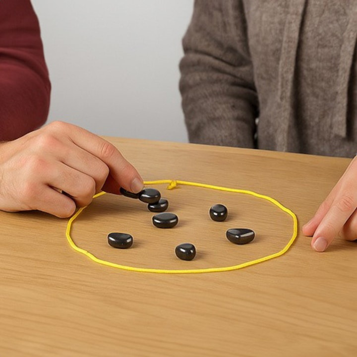 Joc de strategie cu 40 pietre magnetice si snur, educativ, pietre 2 cm, pana la 4 jucatori, saculet depozitare, negru [3]