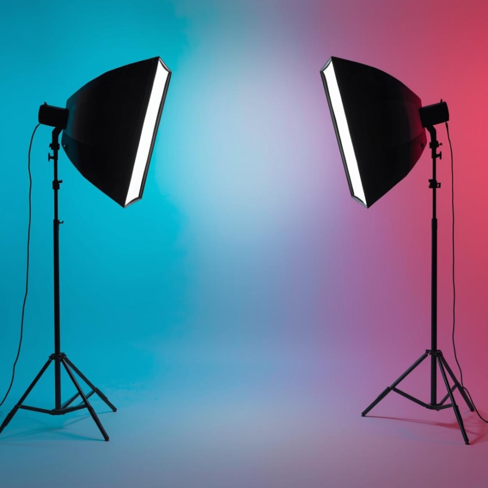 Kit 2 LED E27 RGB 45W, 2 softboxuri, geanta pentru transport, 2 telecomenzi pentru control individual, suport reglabil 200cm. [3]