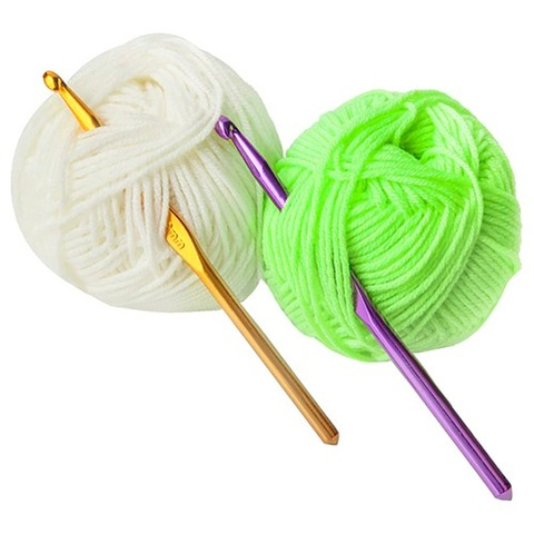 Kit complet pentru crosetat cu 12 crosete colorate, organizator portabil si dimensiuni 2-8 mm [6]