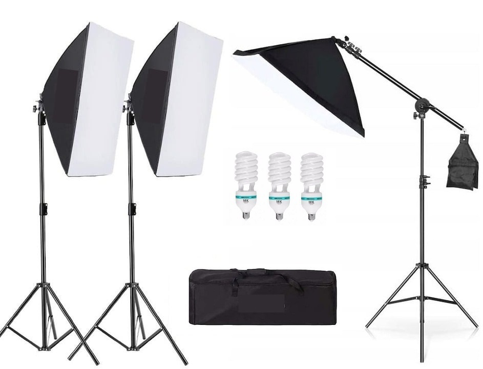 Kit de 3 softboxuri cu macara ajustabila, 3 trepiezi reglabili 200 cm, 3 becuri 150W, geanta de transport inclusa