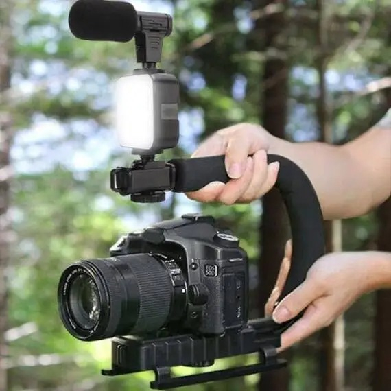 Kit vlogging complet pentru camera, telefon, trepied in forma de U, telecomanda bluetooth, microfon [6]