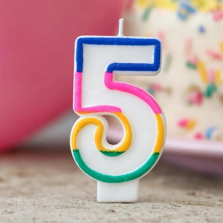 Lumanare aniversara cifra 5 alba 4,8 cm, decor albastru, roz, galben, verde si portocaliu, parafina, fitil bumbac, suport pentru tort [3]