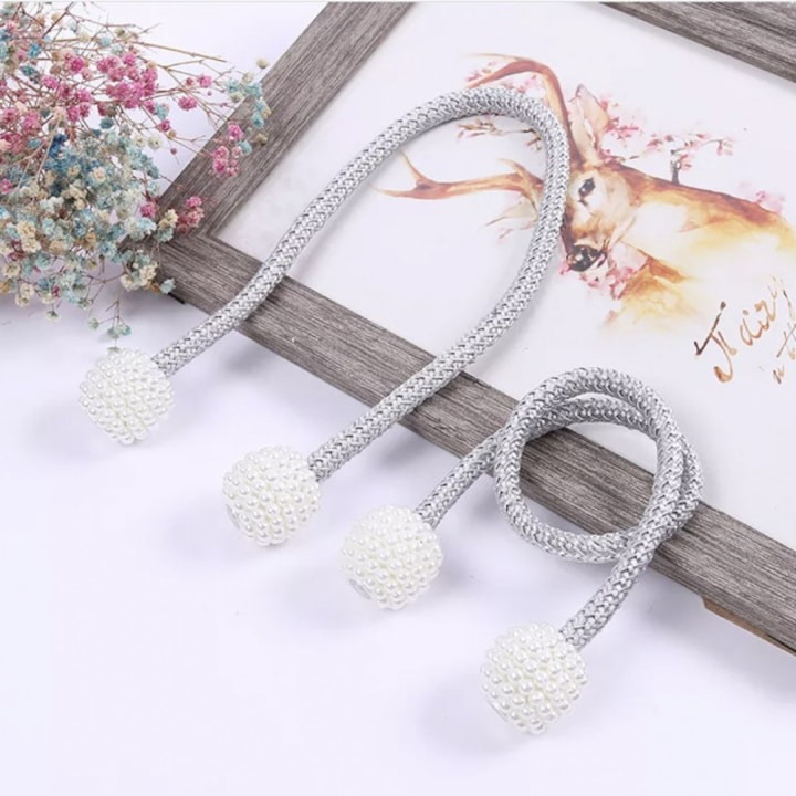 Magnet decorativ pentru perdele si draperii, catarama cu perle si curea cu textura tesuta, poliester, 48 cm, argintiu [2]