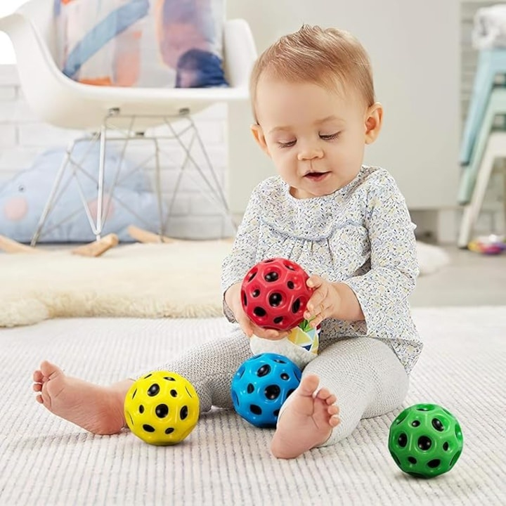 Minge antistres, saltareata, jucarie pentru copii, poliuretan, diametru 6.6 cm, elastica, rezistenta, verde [7]