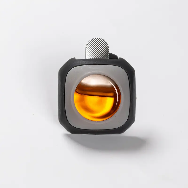 Odorizant Auto cu Aromă Chance Encounter – Parfum Misterios și Elegant pentru Interiorul Mașinii, 4 ml de Răsfăț Olfactiv [2]