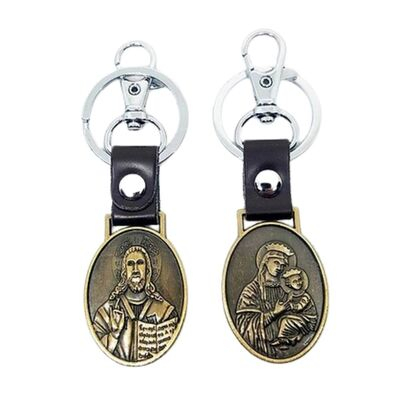 Pachet 10 brelocuri bronz antichizat 9,1 cm cu Iisus Hristos pe o fata si Maica Domnului cu Iisus Hristos pe cealalta fata, pandantiv 2,7 x 2,7 cm, carabina 3,6 cm, inel 3 cm [3]