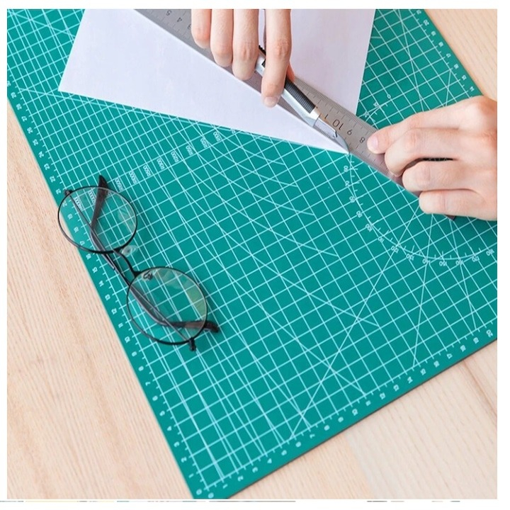 Placa pentru taiere precisa, modelare, fata-verso, cu auto-vindecare A3, 30 x 45 cm, scara clar vizibila, verde [5]