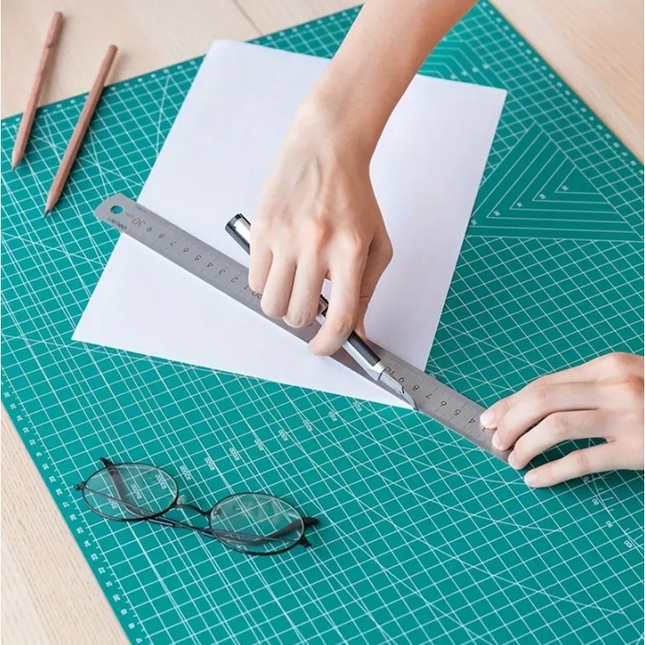 Placa pentru taiere precisa, modelare, fata-verso, cu auto-vindecare A3, 30 x 45 cm, scara clar vizibila, verde [13]