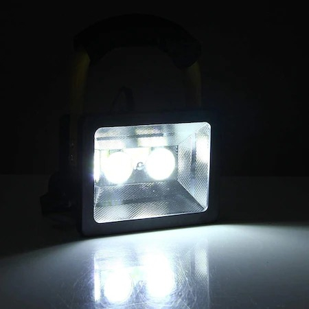Proiector LED, putere 30W, alimentare priza 12V, alimentare 220V + acumulatori [6]