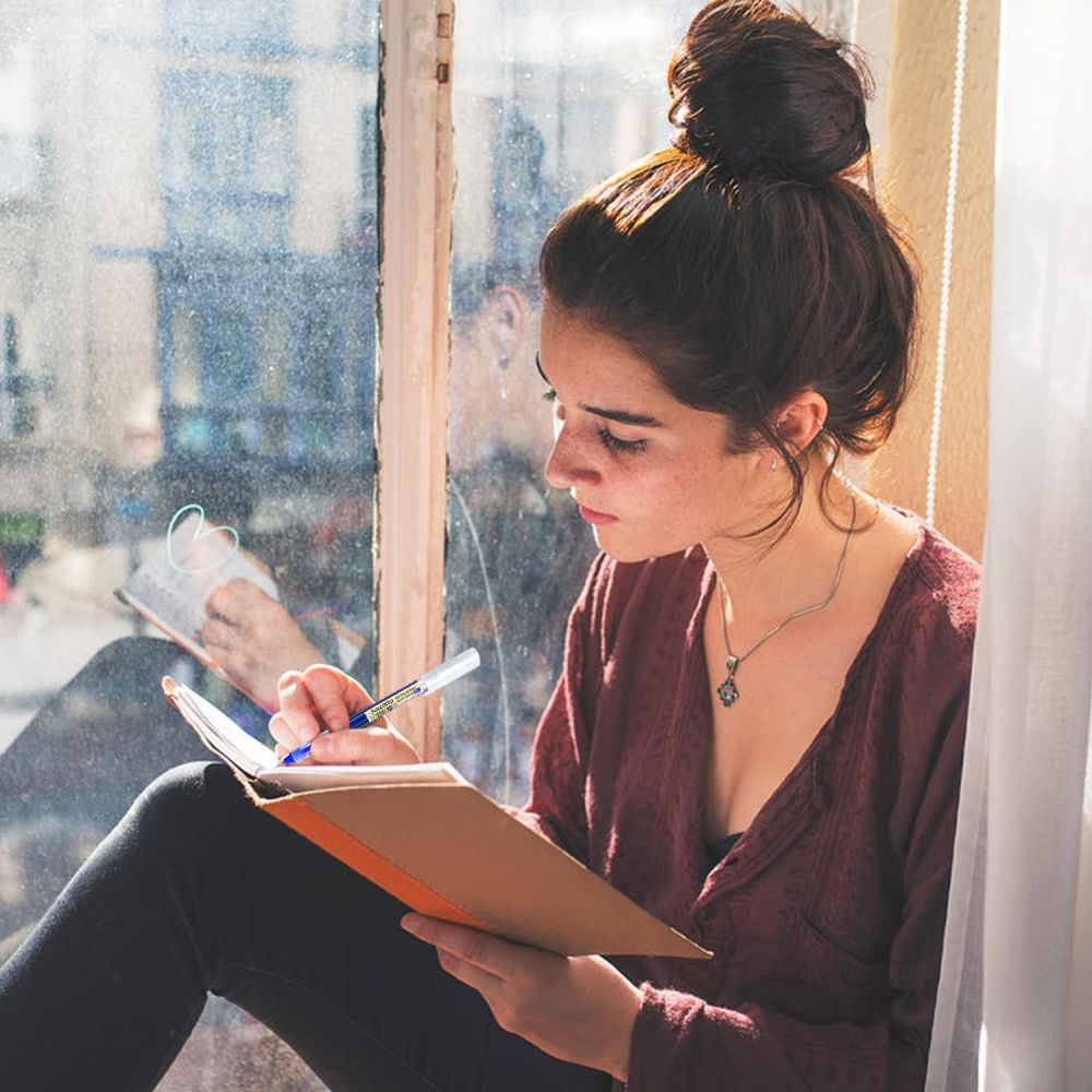 Set 12 pixuri cu bila albastru, varf 0.5 mm, lungime 14 cm, scriere fina, cerneala pe baza de apa, utilizare scoala si birou [11]