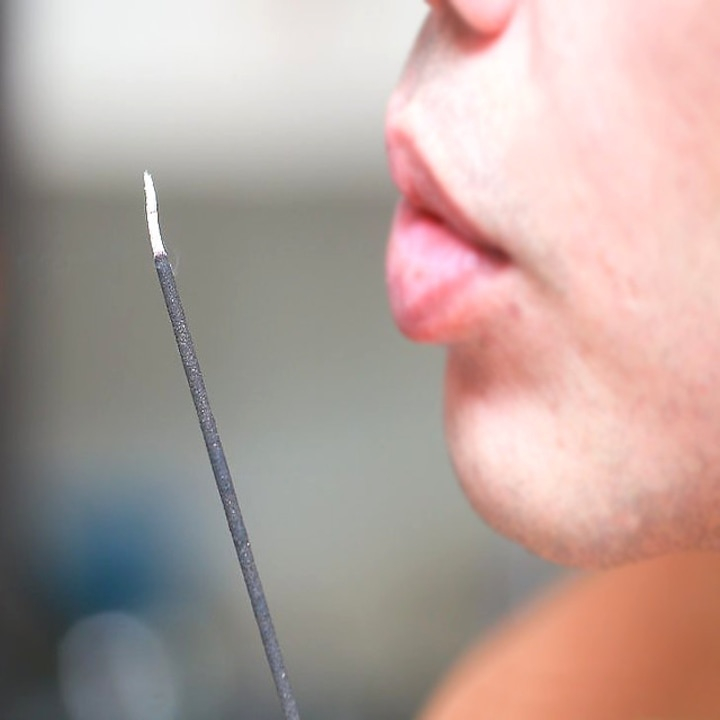 Set 20 betisoare parfumate atrage bani, aroma dulce energizanta, aromaterapie, fumigatie, parfumare incapere, purificare aer [6]