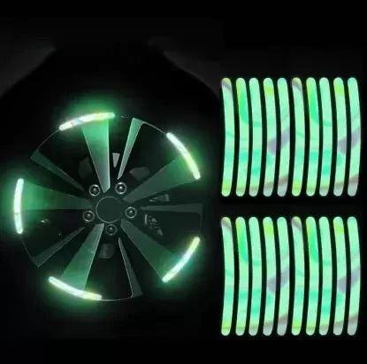 Set 20 stickere reflectorizante, autocolante , universale pentru jante auto, roti bicicleta, motocicleta [3]