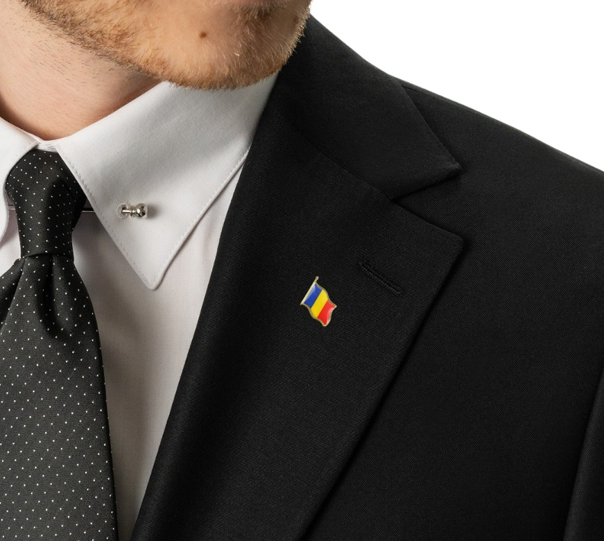 Set 5 insigne steag tricolor Romania din metal auriu cu email, model brosa cu ac de siguranta, 20 x 20 mm [6]