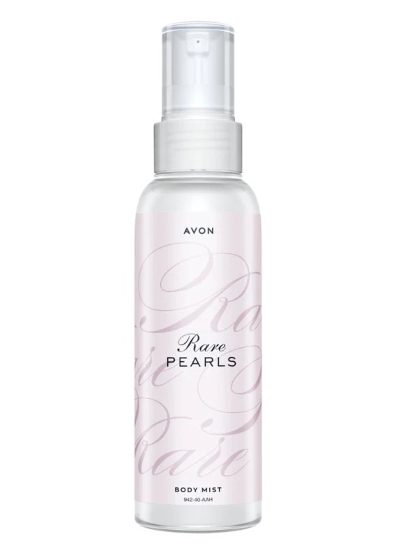 Set cadou parfumat pentru femei cu aroma floral-lemnoasa si accente de mosc, apa de parfum 50 ml, lotiune de corp 125 ml si spray de corp 100 ml, ideal pentru cadou elegant [14]