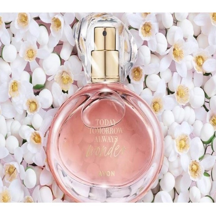 Set complet pentru Ea TTA Wonder (apa de parfum, lotiune de corp), insotit de insigna Dactylion cu mesaj motivational, cadou un trandafir rosu suflat la baza cu aur [4]