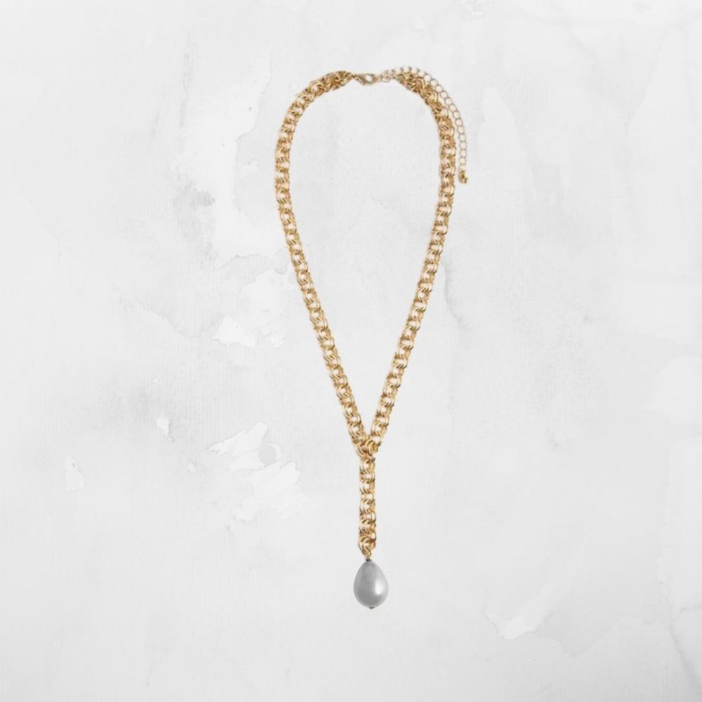 Set inel, colier și brățară Avon Lestari – bijuterii elegante aurii cu detalii fine și perle decorative, ideal pentru cadou sau ocazii speciale [5]