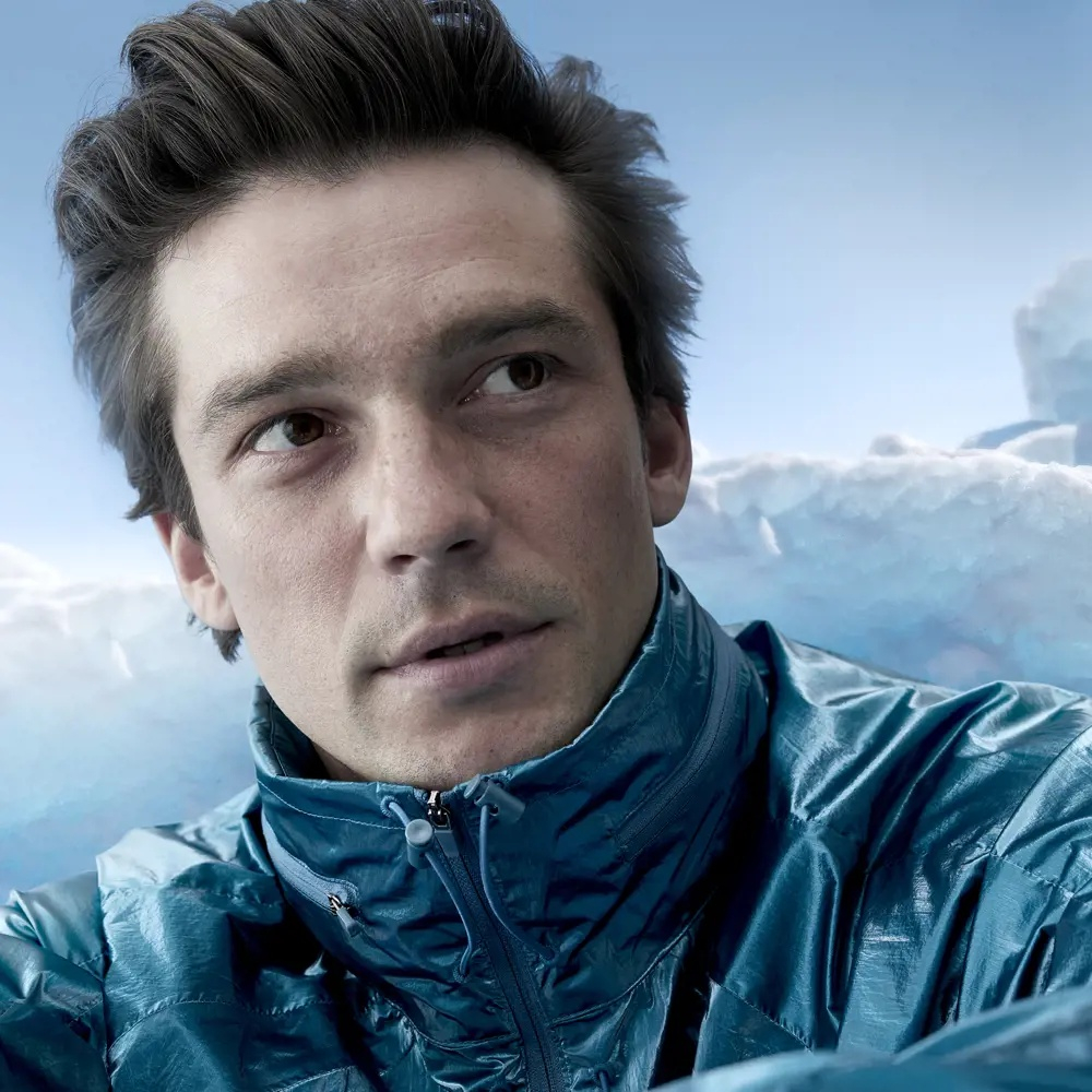 Set Oriflame Glacier pentru barbati, apa de toaleta 100 ml si deodorant roll-on antiperspirant parfumat 50 ml, aroma proaspata citrica aromatica [9]