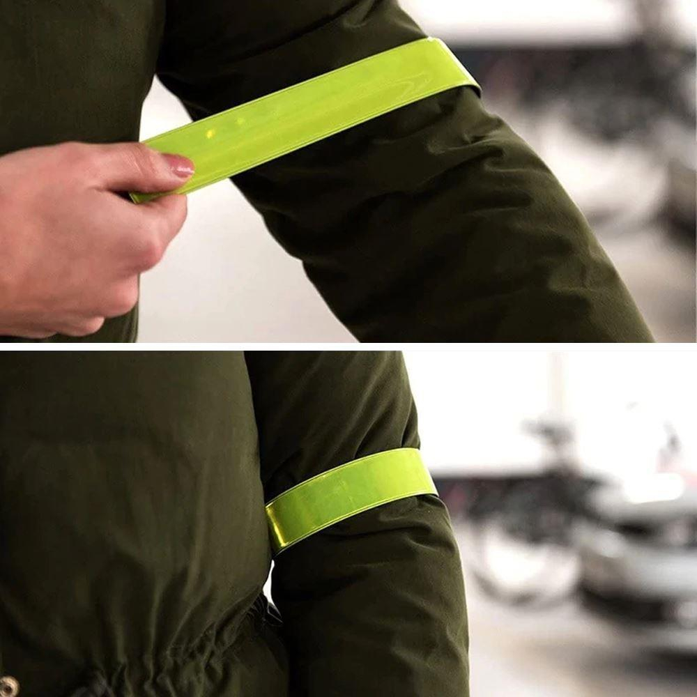 Set supravietuire multifunctional outdoor Marime M 14 accesorii cutie etansa ABS IP54 negru pentru camping si urgente [6]