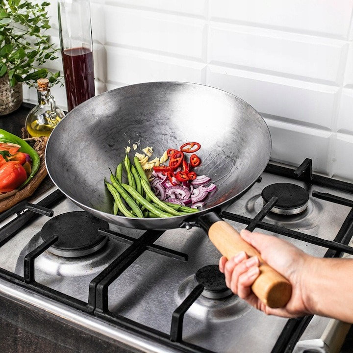 Tigaie Wok profesionala, din otel carbon cu fund rotund 32.5 cm [6]